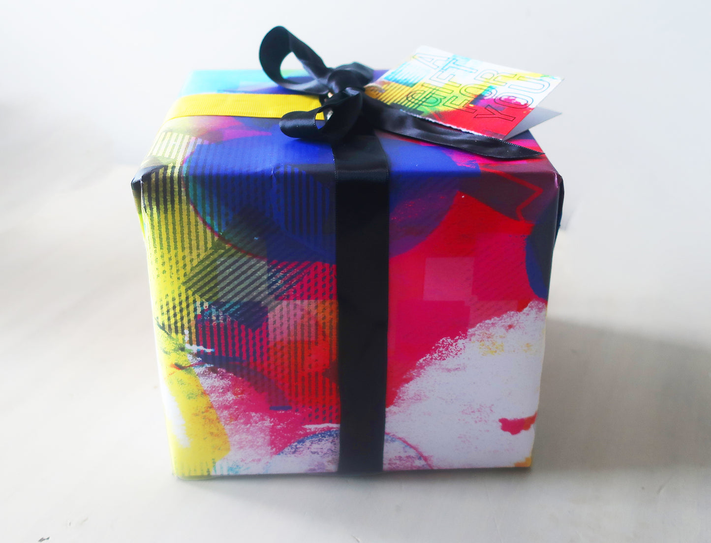 Abstract wrapping paper and gift tag, graphic gift wrap