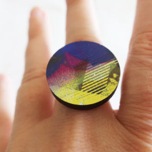 Purple and yellow pattern wooden ring, adjustable